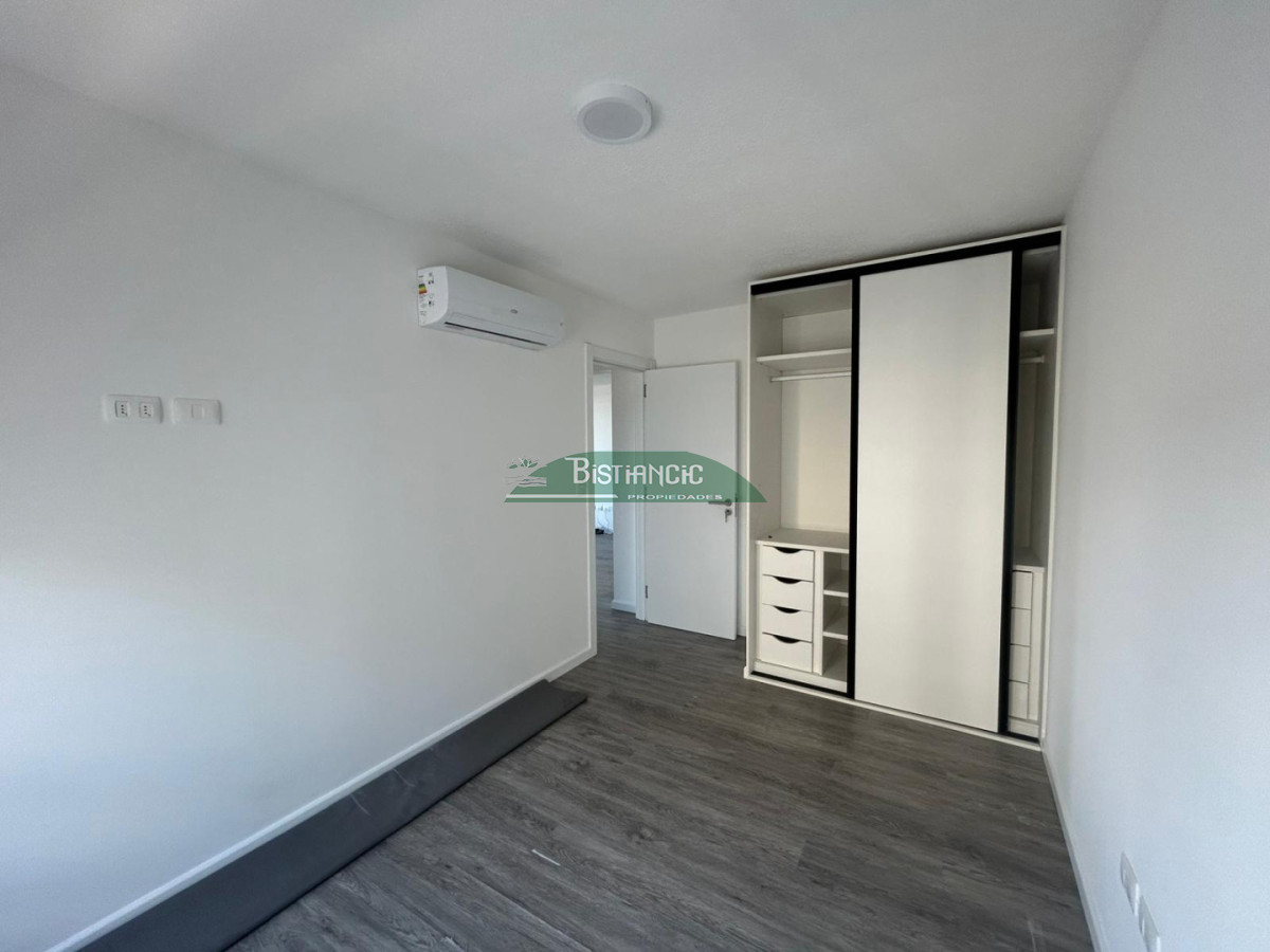 Apartamento ID.3028 - Apartamento en alquiler anual con terrazas y excelente vista al Campus