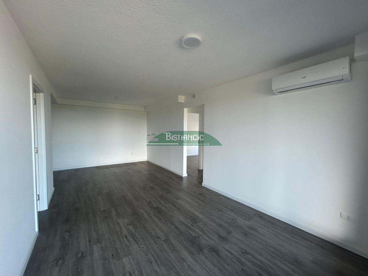 Apartamento ID.3028 - Apartamento en alquiler anual con terrazas y excelente vista al Campus