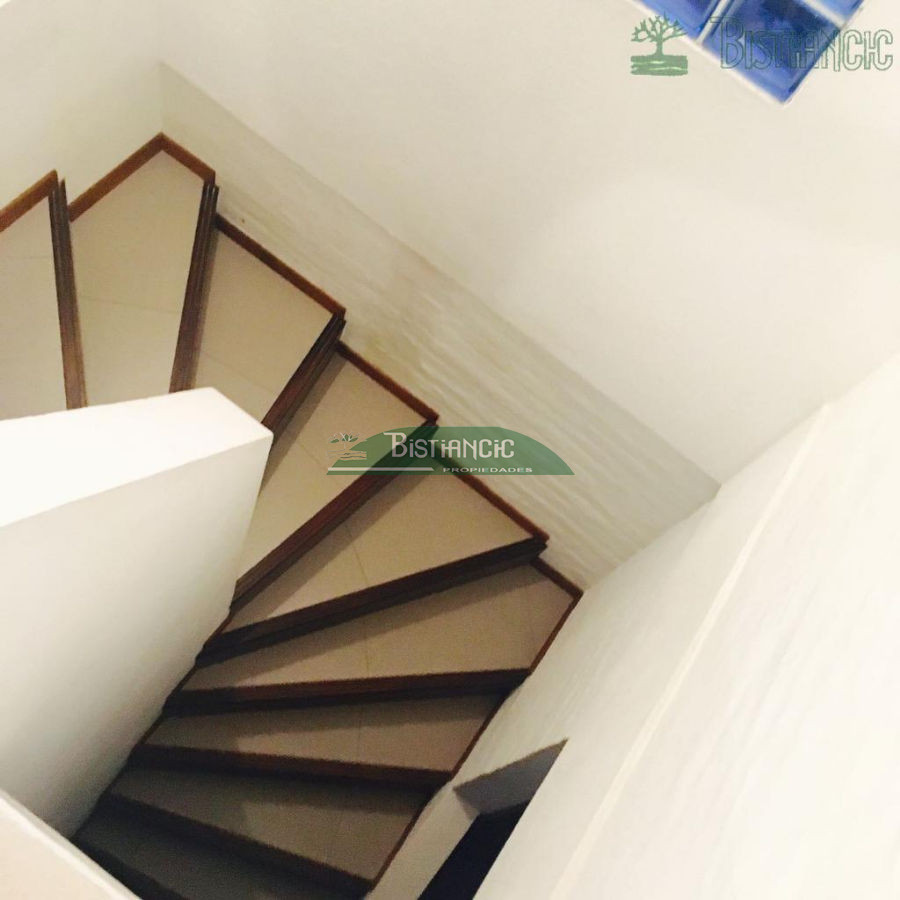 Casa ID.2484 - Casa en Pinares 4 dormitorios con Piscina 