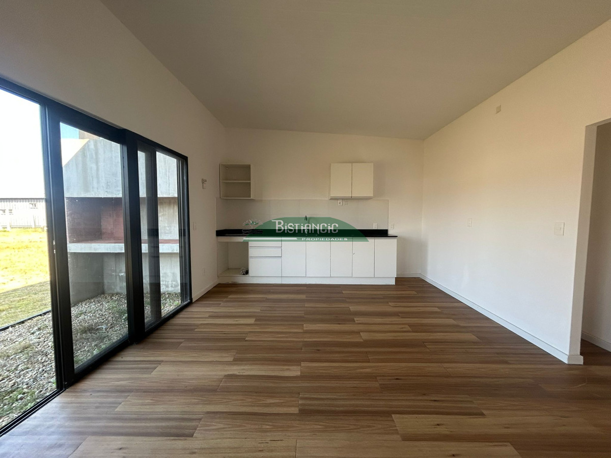 Casa ID.2978 - Casa a estrenar en venta, fraccionamiento Miradores. 2 dorm. 