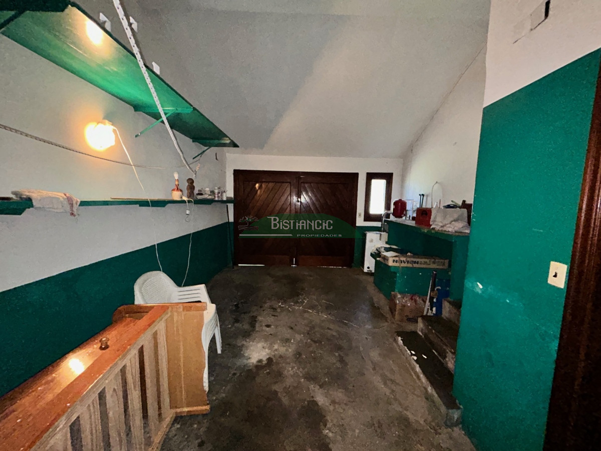 Casa ID.2863 - San Rafael , chalé sólida construcción de Clerc y Guerra, de 3 dorm 2 baños, serv,c baño, garaje, 830 m2 terreno, calef. 