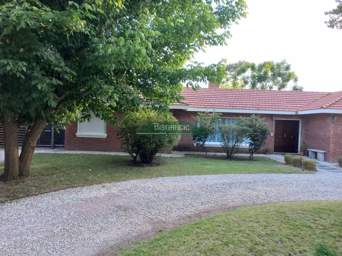 Casa ID.2584 - San Rafael 4 dorm 3 baños quincenas Enero 6500