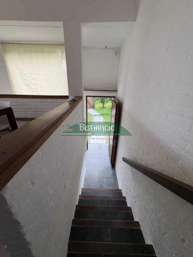 Casa ID.2991 - Rincón del Indio, moderno chalé de 3 dorm 3 baños, terraza con parrilla, super integrado al bosque. Diseño y practicidad en un lugar para disfrutar. 