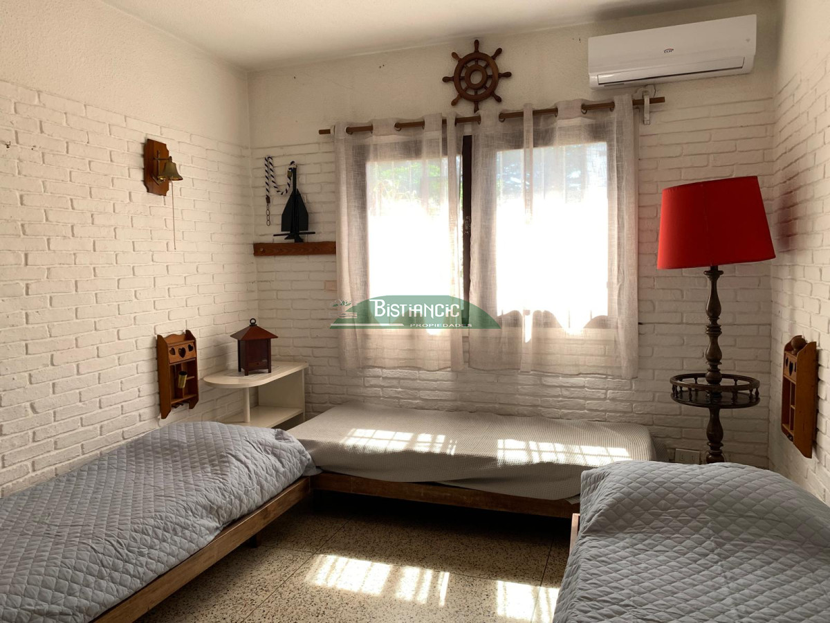 Casa ID.2927 - Alquiler de temporada, Casa de 3 dormitorios + 1 de servicio.  Con gran barbacoa
