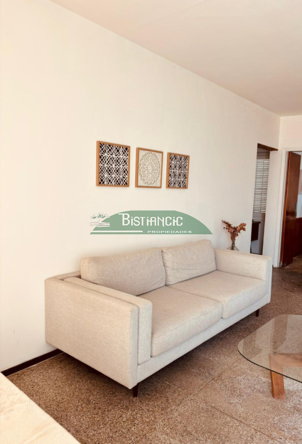 Casa ID.3018 - Casa en alquiler de temporada con garaje y amplio patio - Iporá