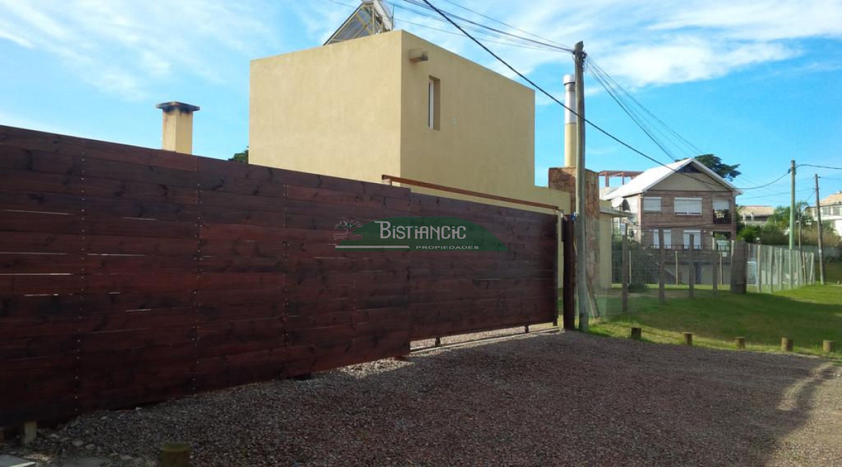 Casa ID.2366 - Casa moderna alado de Piedras del Chileno
