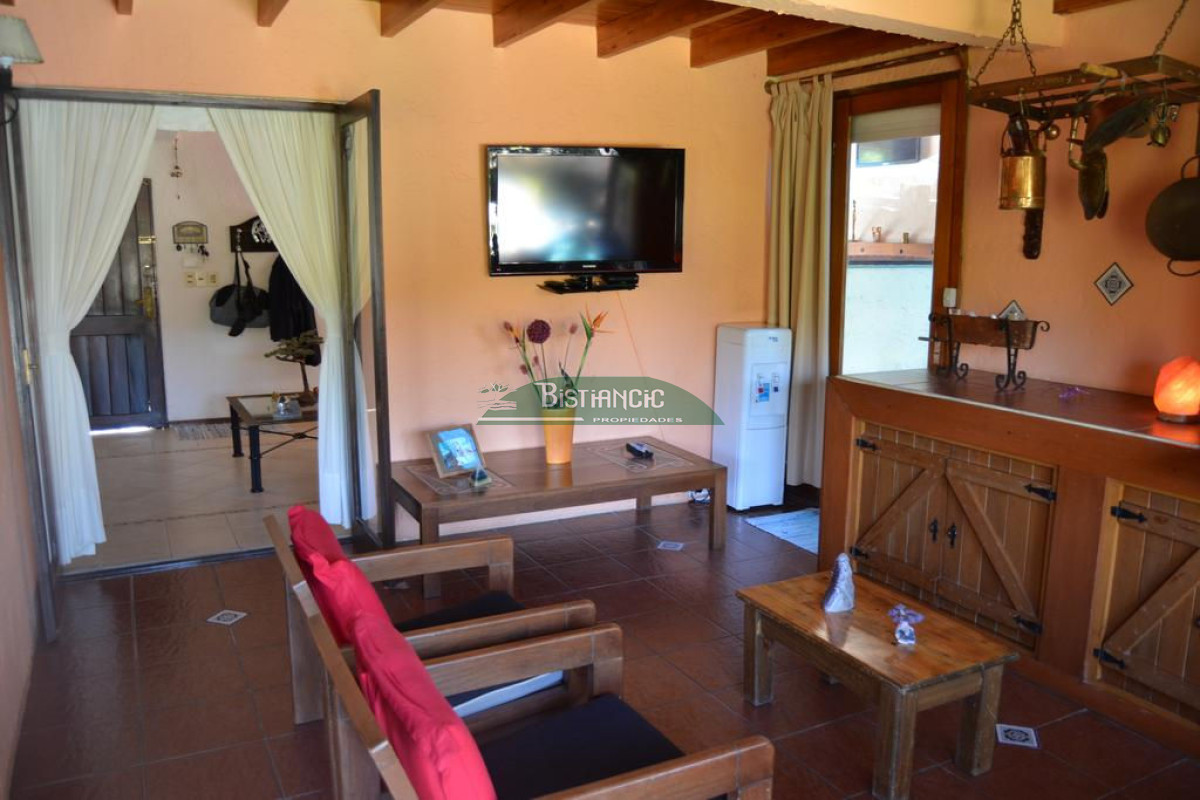 Casa ID.2470 - Comoda casa en barrio pinares