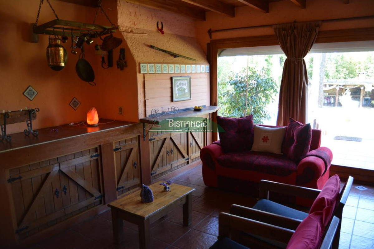 Casa ID.2470 - Comoda casa en barrio pinares