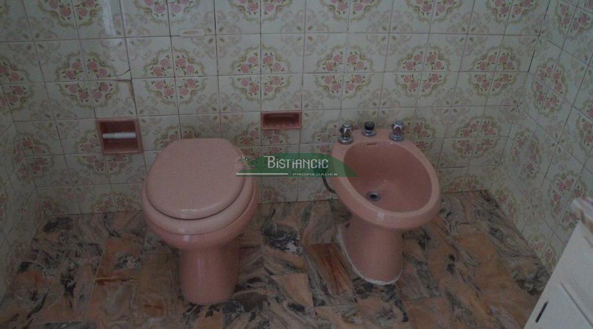 Casa ID.2685 - Casa en alquiler anual en el centro de Maldonado.