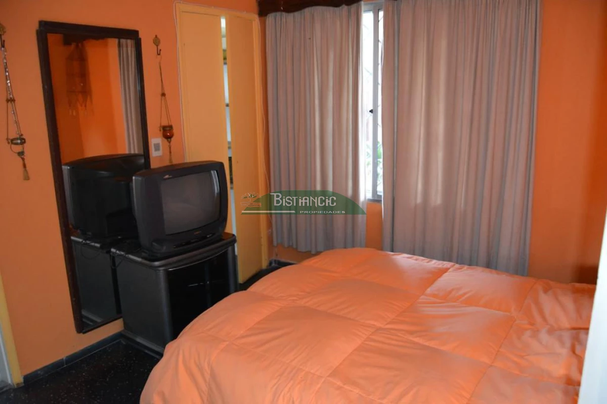 Casa ID.2703 - Chalé en Las Delicias , próximo al mar, 3 dorm 2 baños, tejas y ladrillos. Venta US$ 310.000