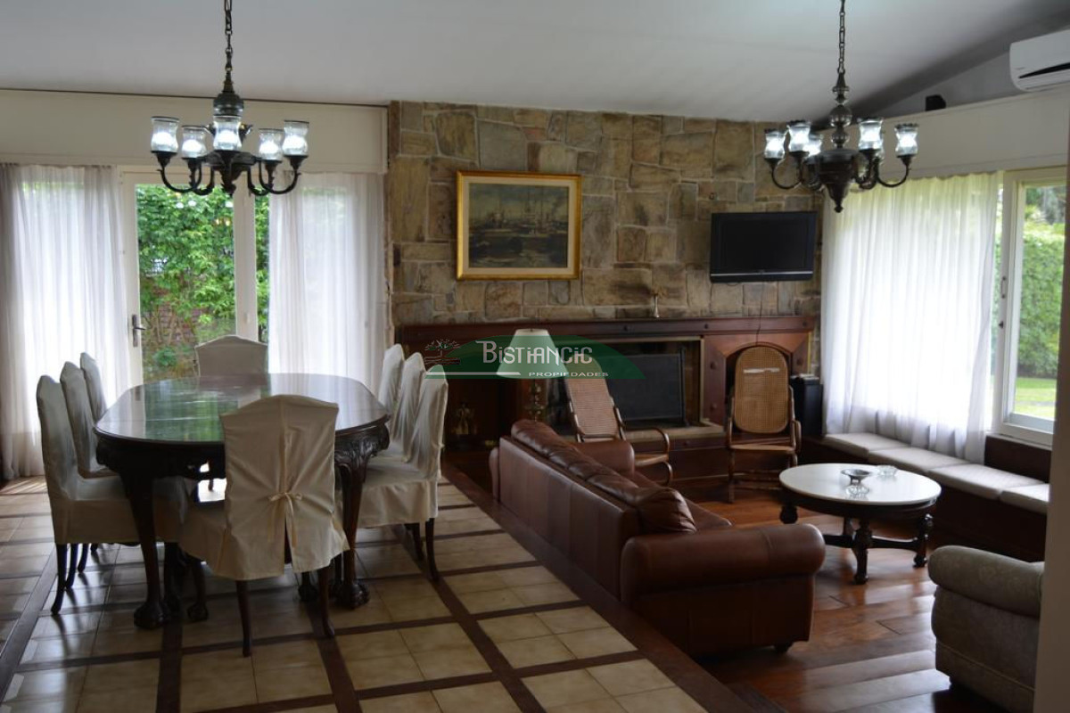 Casa ID.2741 - Chalé 3 dorm 2 bañ serv , barbacoa cerca mar Enero