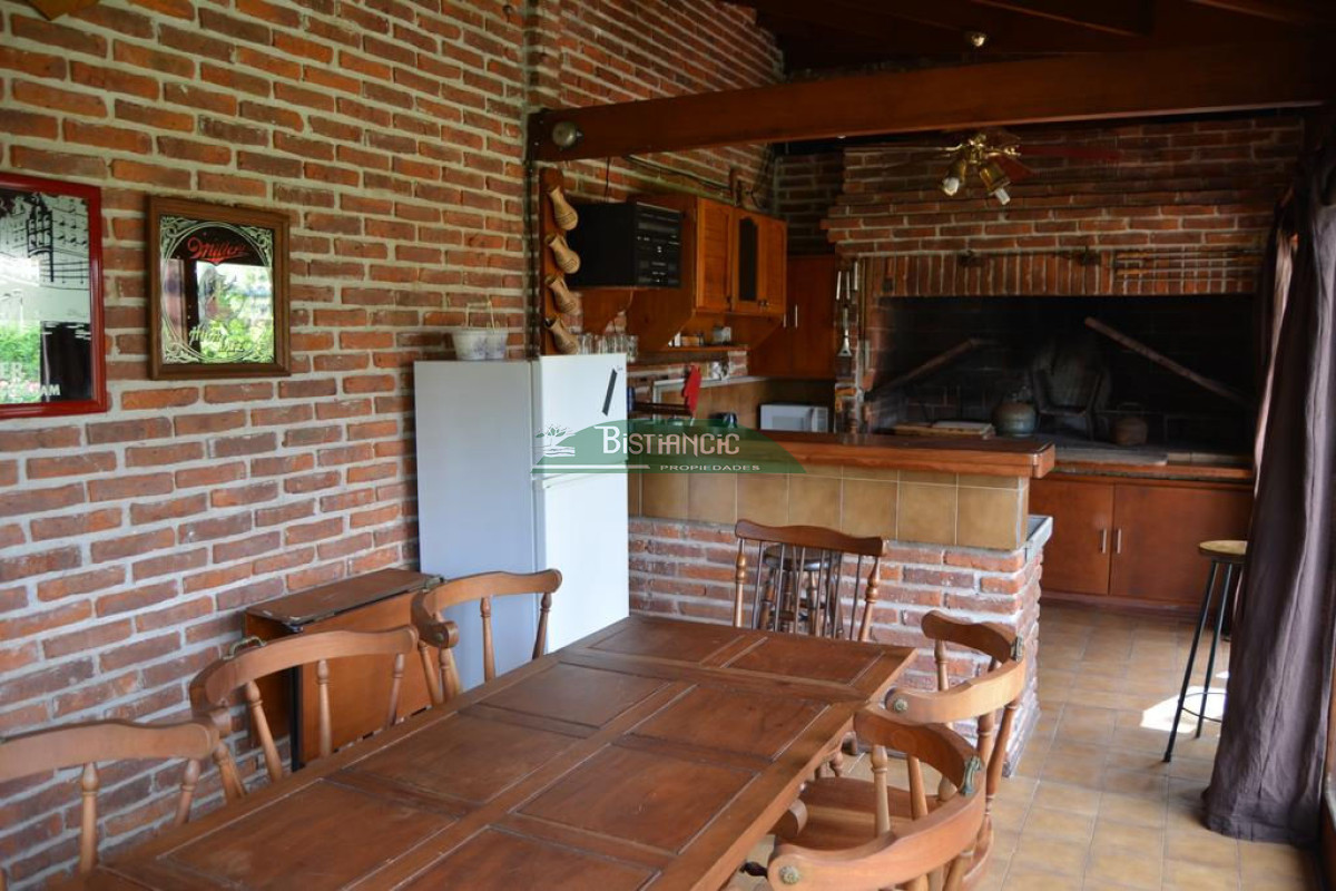 Casa ID.2741 - Chalé 3 dorm 2 bañ serv , barbacoa cerca mar Enero