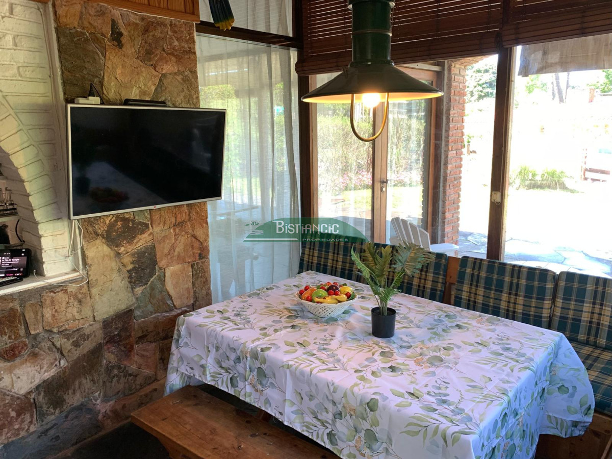 Casa ID.2927 - Alquiler de temporada, Casa de 3 dormitorios + 1 de servicio.  Con gran barbacoa