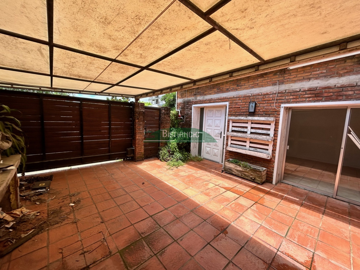 Casa ID.1984 - Maldonado, casa de 3 dorm 2 baños, cochera y parrillero, Venta US$ 110.000.