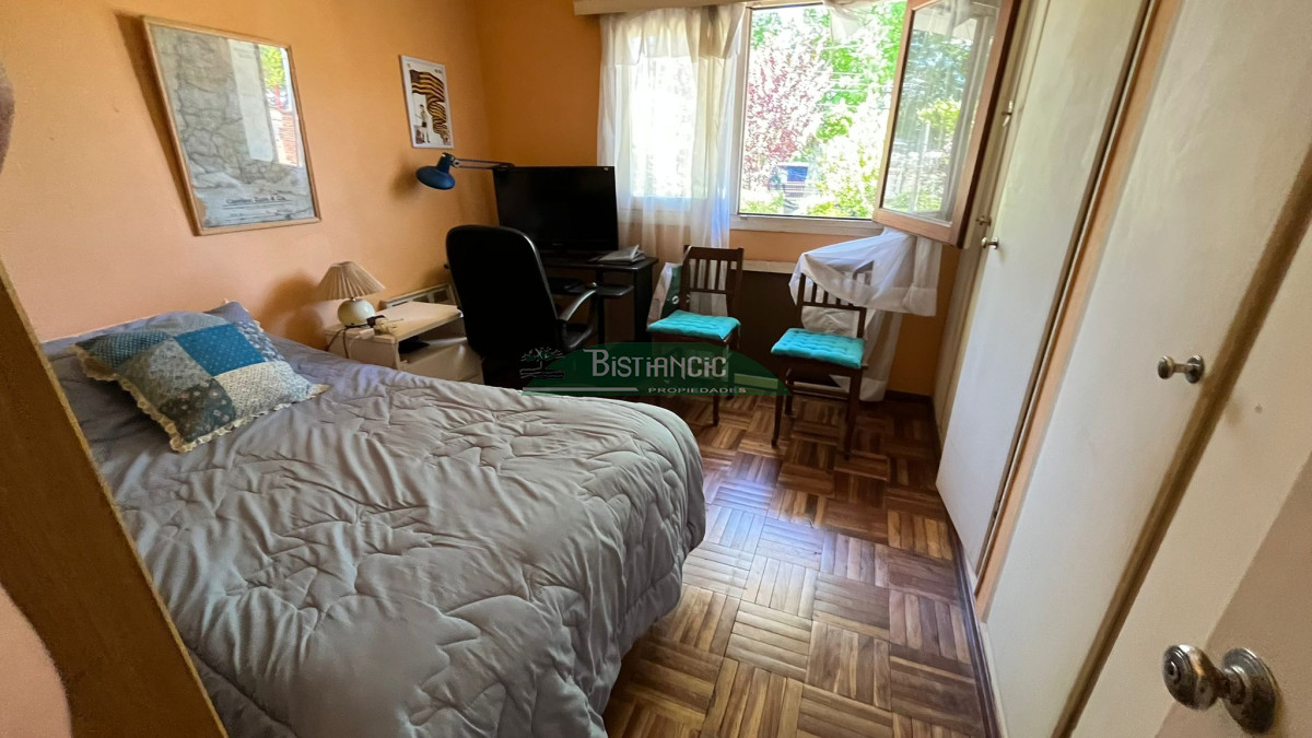 Casa ID.3011 - Chalé Bo Mónaco sobre Chiossi, amplia y sólida construcción, para vivir o comercial. Venta US$320.000. 