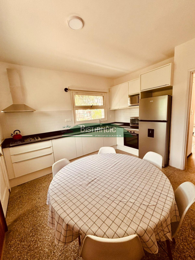 Casa ID.3018 - Casa en alquiler de temporada con garaje y amplio patio - Iporá