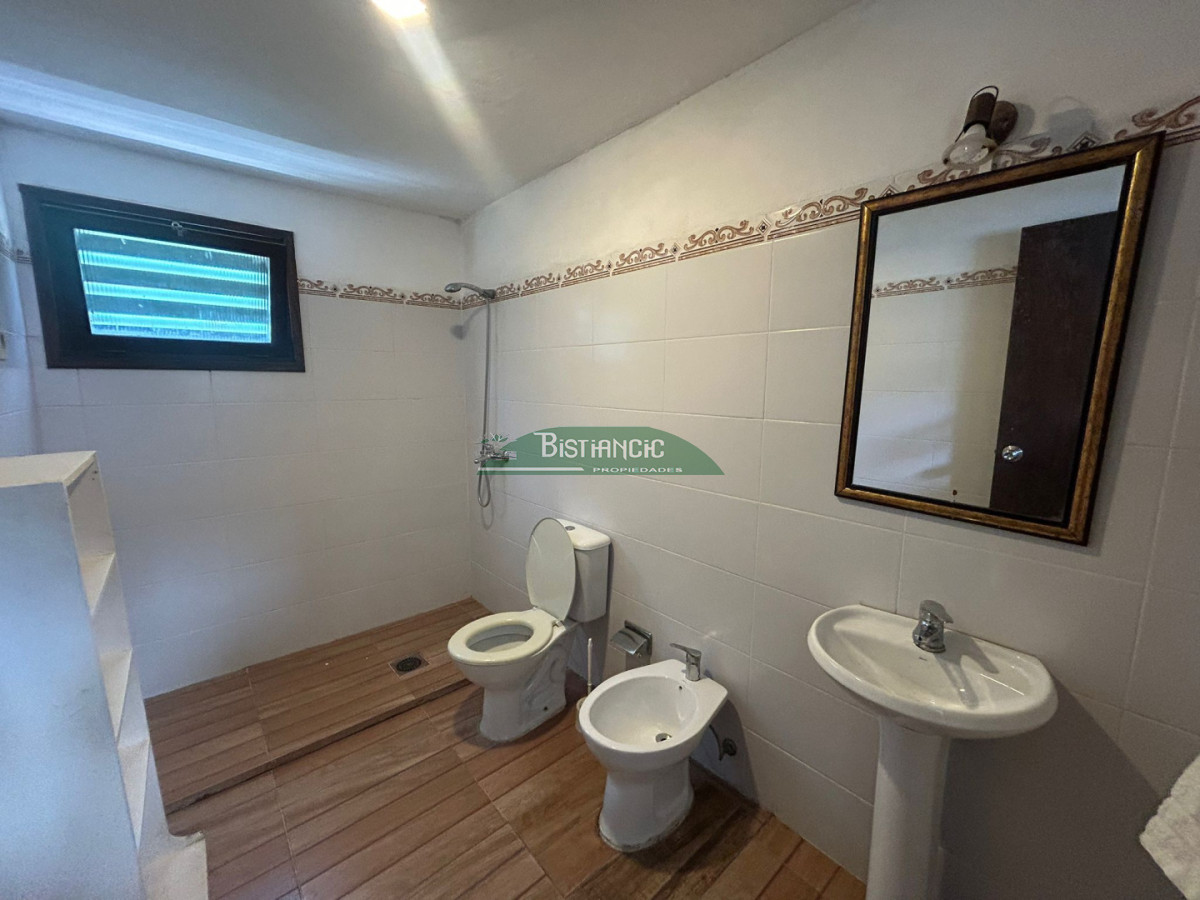 Casa ID.3030 - Alquiler de temporada o Anual - Casa en Lausana. de 3 dorm, 2 baños, con terraza , patio y estacionamiento.