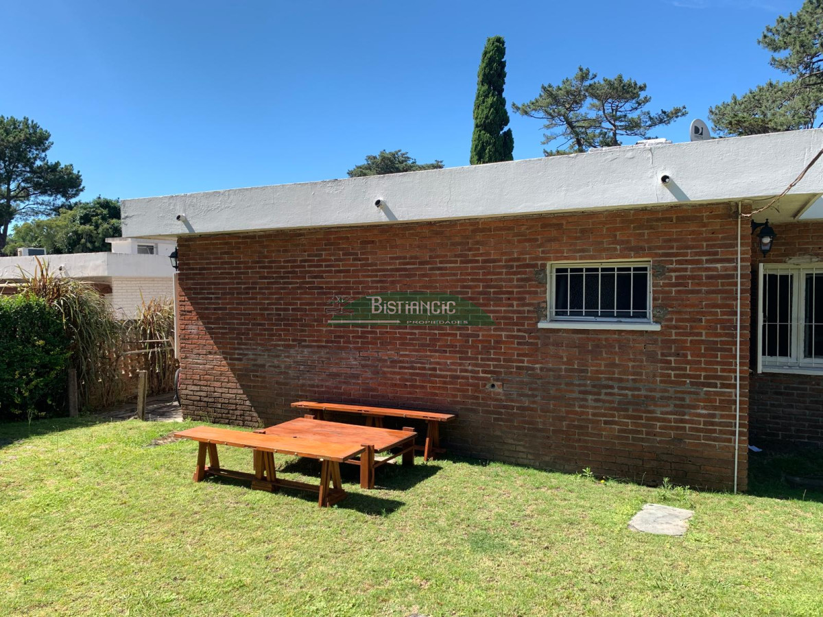 Casa ID.2927 - Alquiler de temporada, Casa de 3 dormitorios + 1 de servicio.  Con gran barbacoa