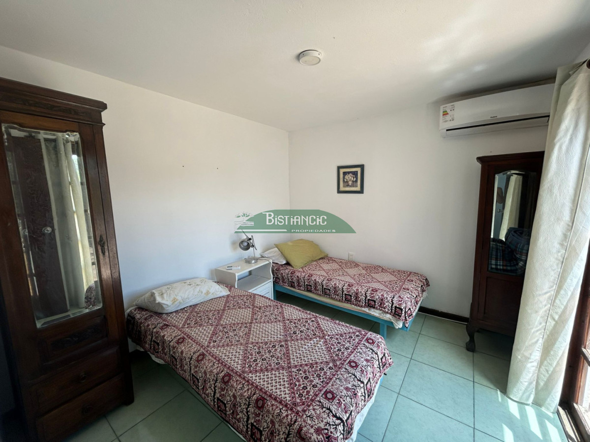 Casa ID.3030 - Alquiler de temporada o Anual - Casa en Lausana. de 3 dorm, 2 baños, con terraza , patio y estacionamiento.