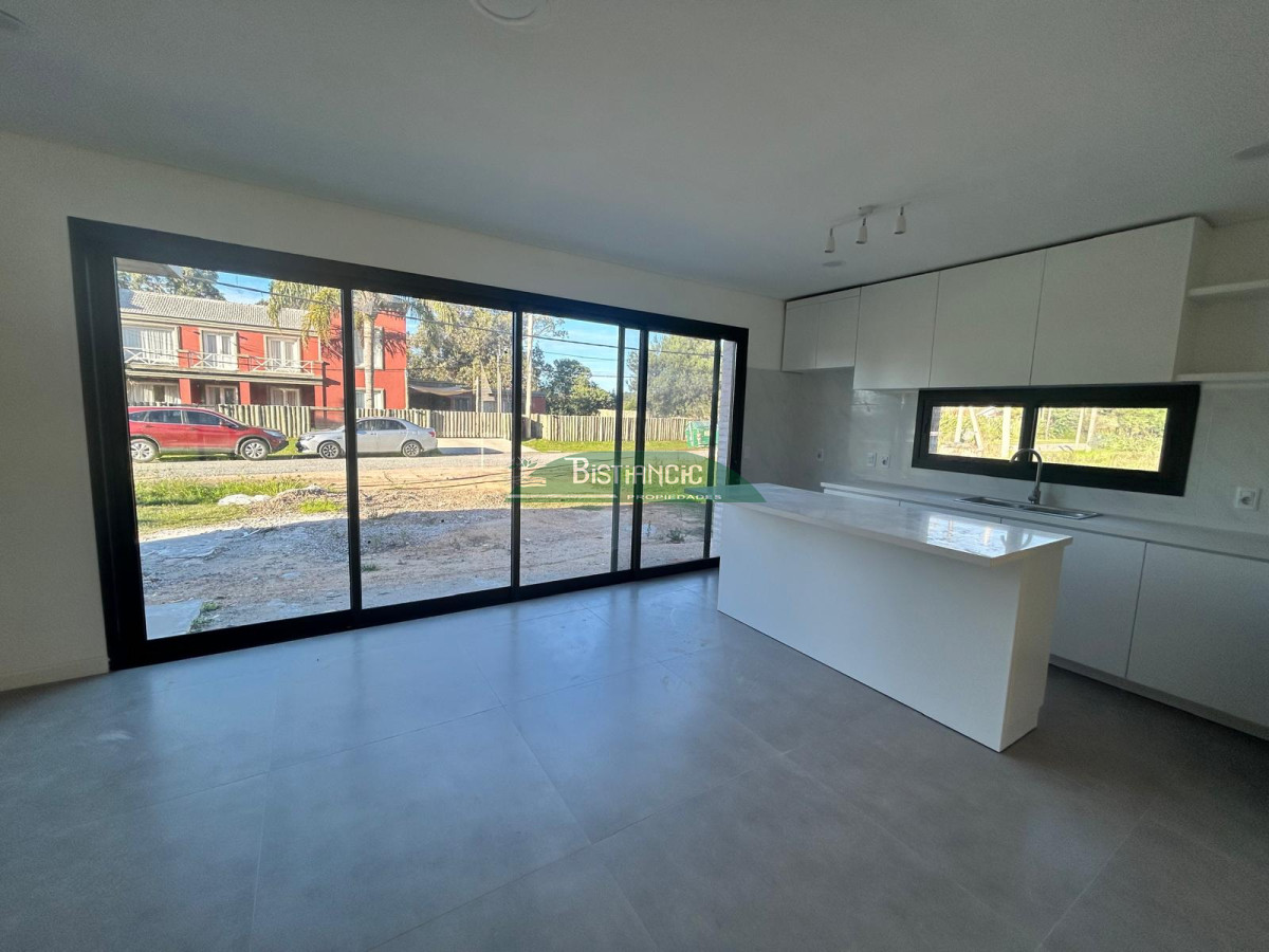 Camino a la Laguna - GoPunta - Portal Inmobiliario de Punta del Este - Maldonado
