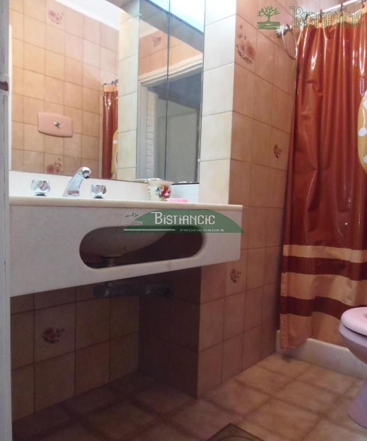Casa ID.675 - Alquiler de temporada, Casa de 3 dormitorios, 2 baños y parrillero. 
