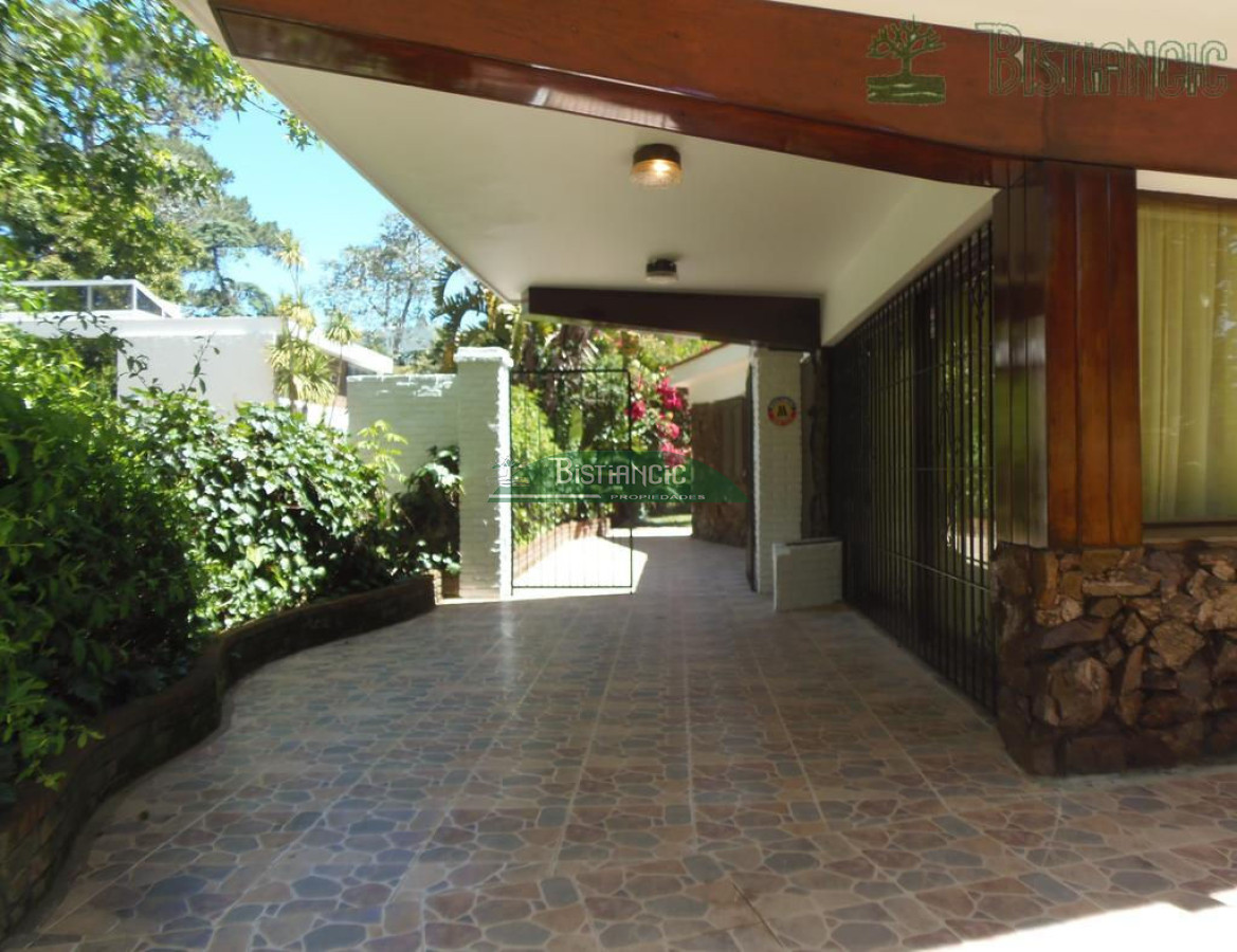 Casa ID.675 - Alquiler de temporada, Casa de 3 dormitorios, 2 baños y parrillero. 