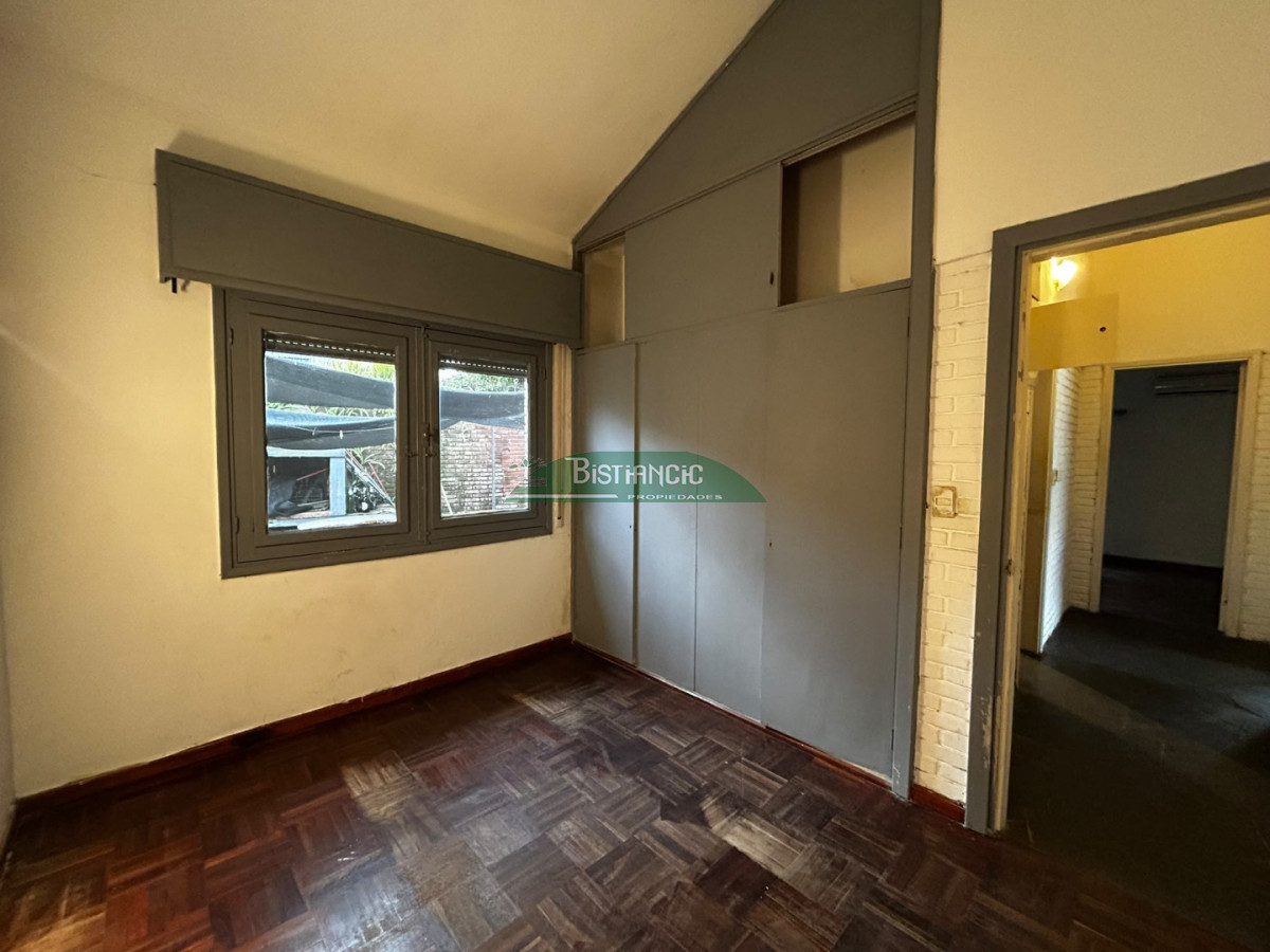 Casa ID.3068 - En alquiler anual: Cómoda casa 2 dormitorios, 2 baños. Próximo a Roosevelt. $45.000