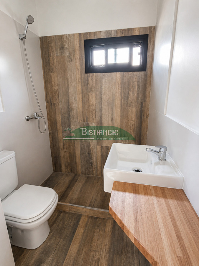 Casa ID.2275 - Casa a estrenar en barrio privado, construcción tradicional, 2 dorm 2 baños 310 m2 de terreno  
