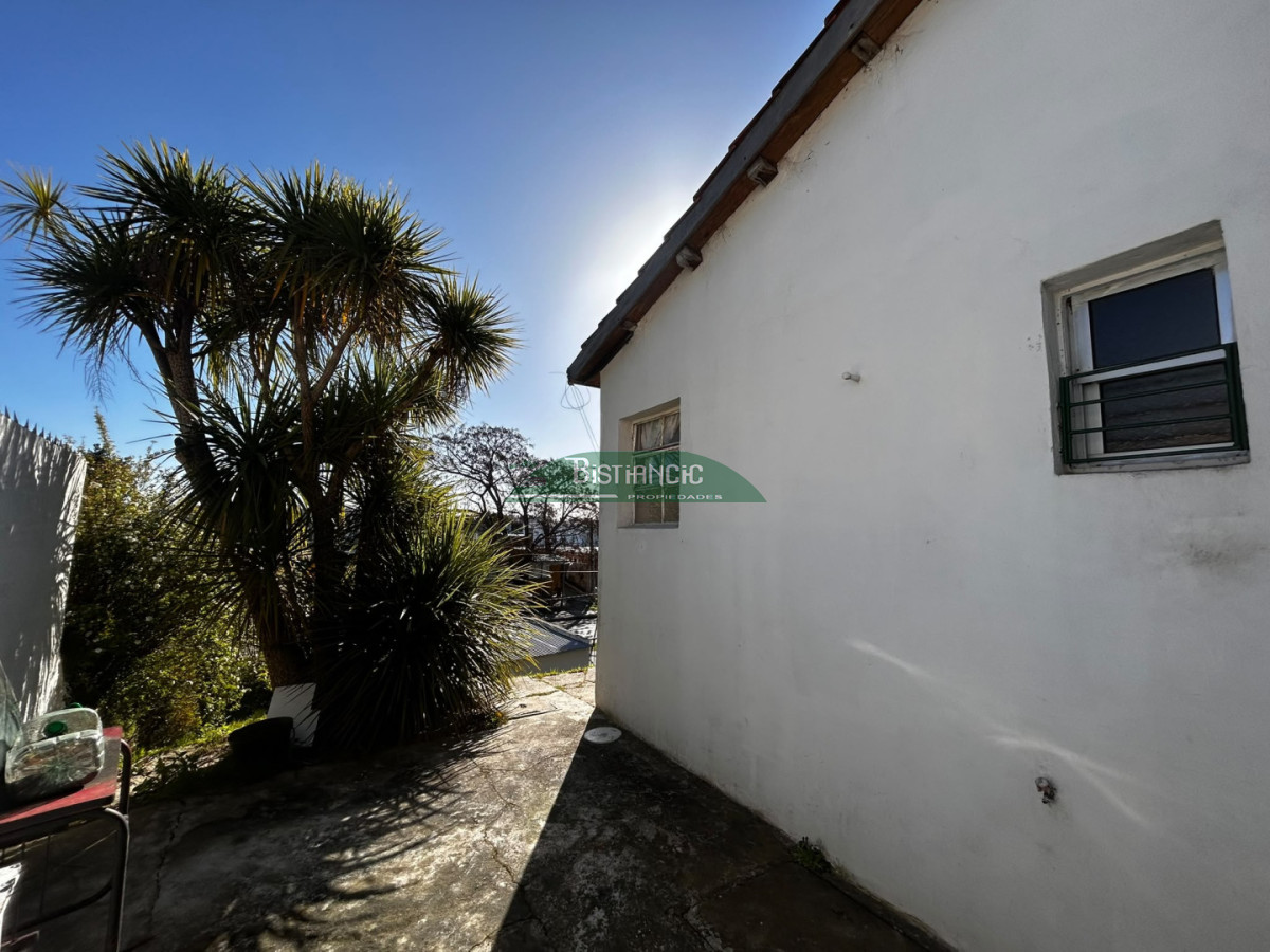 Casa ID.2896 - Apto tipo casita en alquiler anual, 1 dormitorio, con patio. 