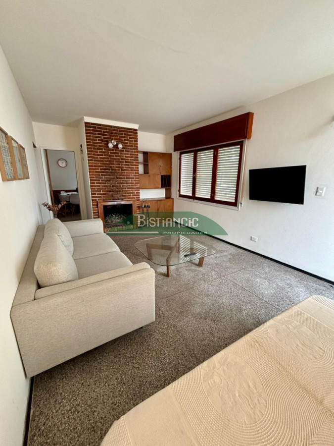 Casa ID.3018 - Casa en alquiler de temporada con garaje y amplio patio - Iporá