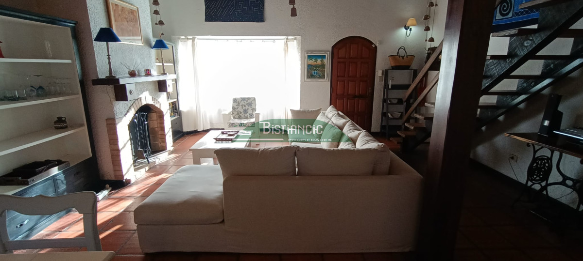 Casa ID.816 - ALQUILER TEMPORAL Casa en Pinares, Pda 35 de la mansa, 3 dorm 2 baños. Disponible del 2 al 15  US$ 2500