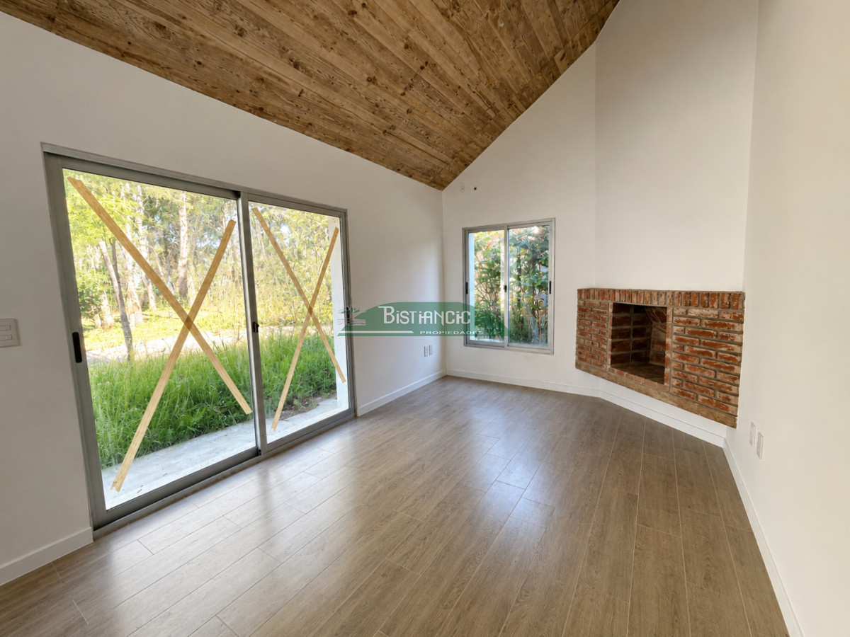 Casa ID.2771 - A estrenar en Casa en Barrio Privado, 2 dorm, 2 baños. U$S 198000