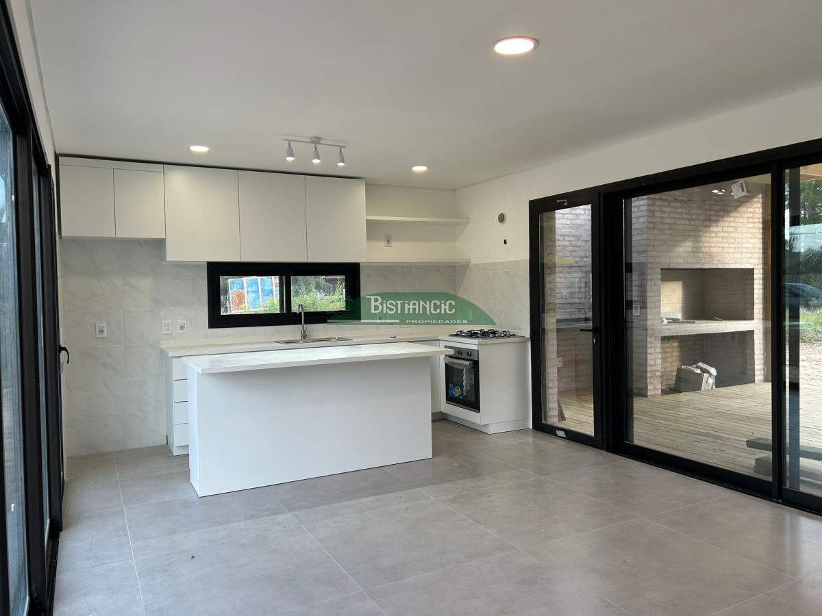 Camino a la Laguna - GoPunta - Portal Inmobiliario de Punta del Este - Maldonado