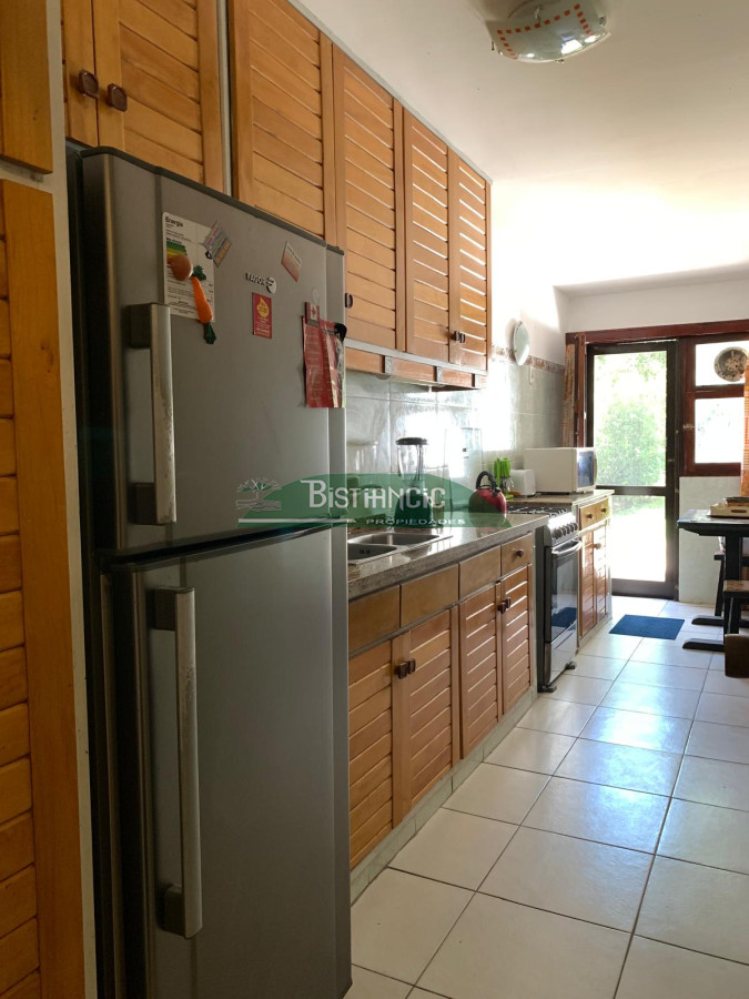 Casa ID.675 - Alquiler de temporada, Casa de 3 dormitorios, 2 baños y parrillero. 
