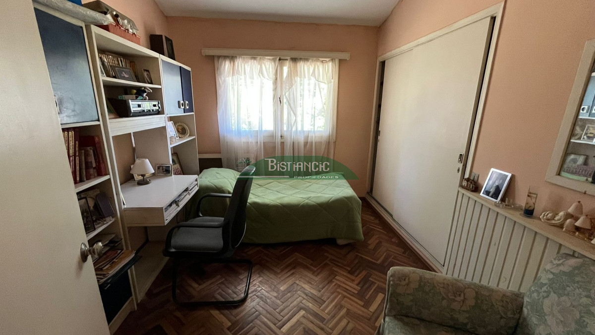 Casa ID.3011 - Chalé Bo Mónaco sobre Chiossi, amplia y sólida construcción, para vivir o comercial. Venta US$320.000. 