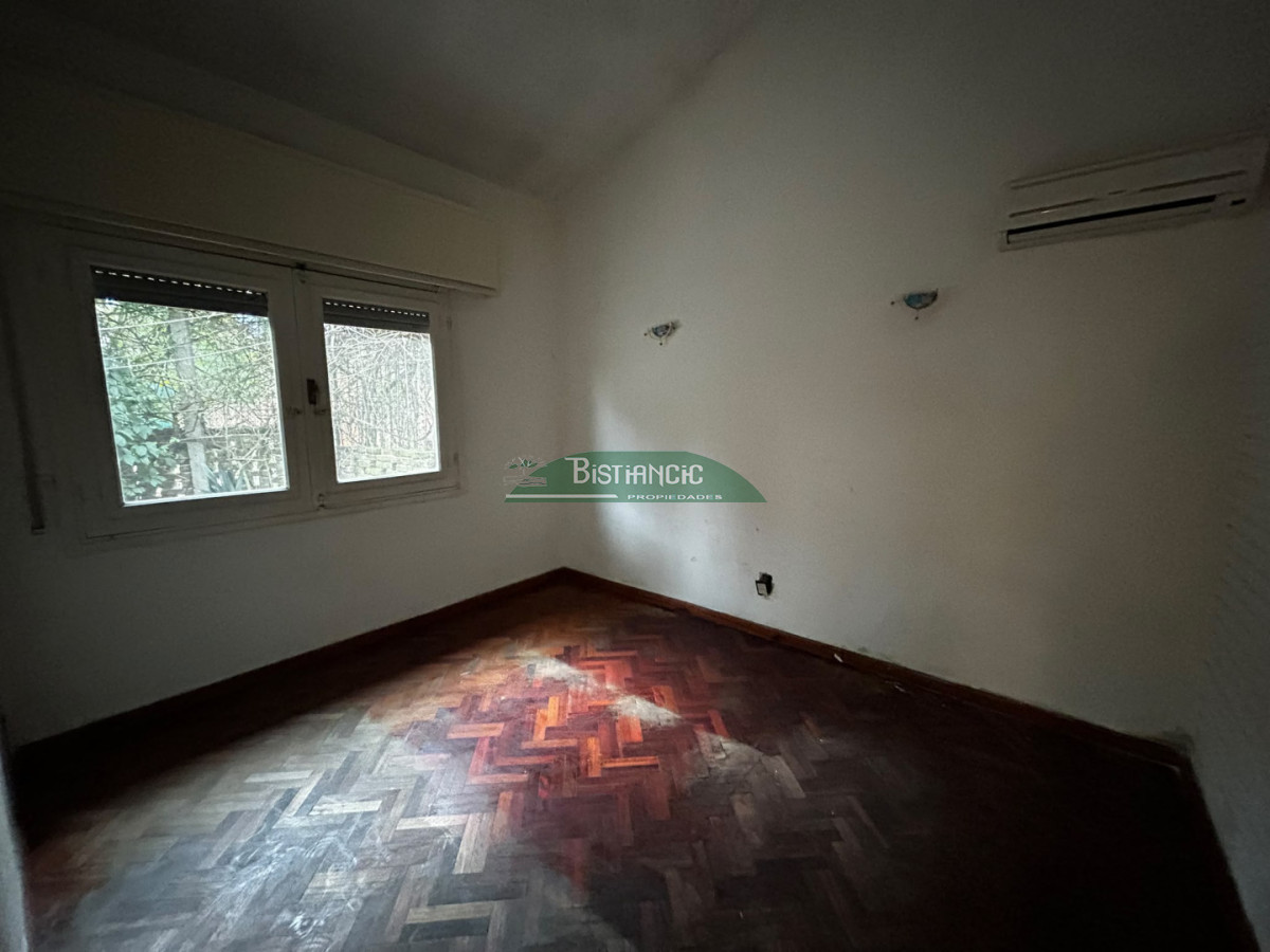 Casa ID.3068 - En alquiler anual: Cómoda casa 2 dormitorios, 2 baños. Próximo a Roosevelt. $45.000