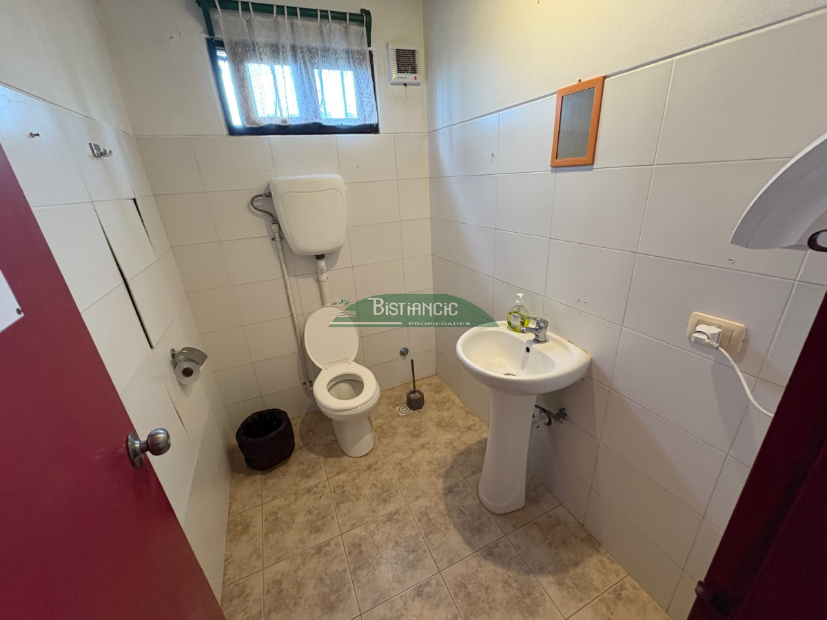 Local Comercial ID.2989 - Restoran en Punta del Diablo frente al mar, con vivienda. Playa de los Pescadores