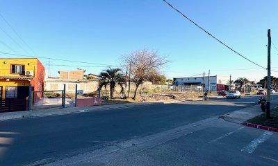 Terreno de 314 m2 con construcción, sobre Avda. Ideal comercio y vivienda. Venta US$ 75.000.