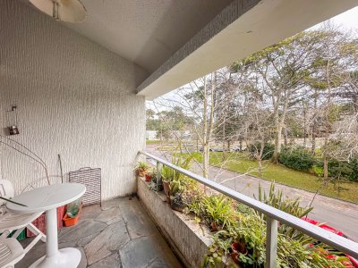 VENDO APARTAMENTO 2 DORMITORIOS Y MEDIO 2 BAÑOS TIPO DUPLEX CON DOBLE LIVING Y GRAN GUARDILLA - Ref : EQP6589