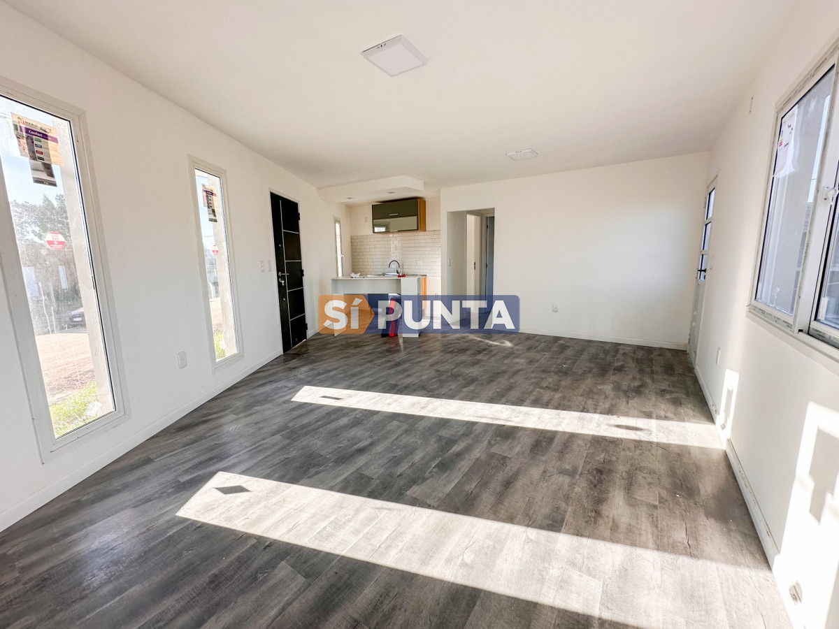 VENTA CASA 2 DORMITORIOS 1 BAÑO A ESTRENAR 4H SEGUNDA ETAPA APTA PARA BANCO FINANCIADAS - SPT12436C
