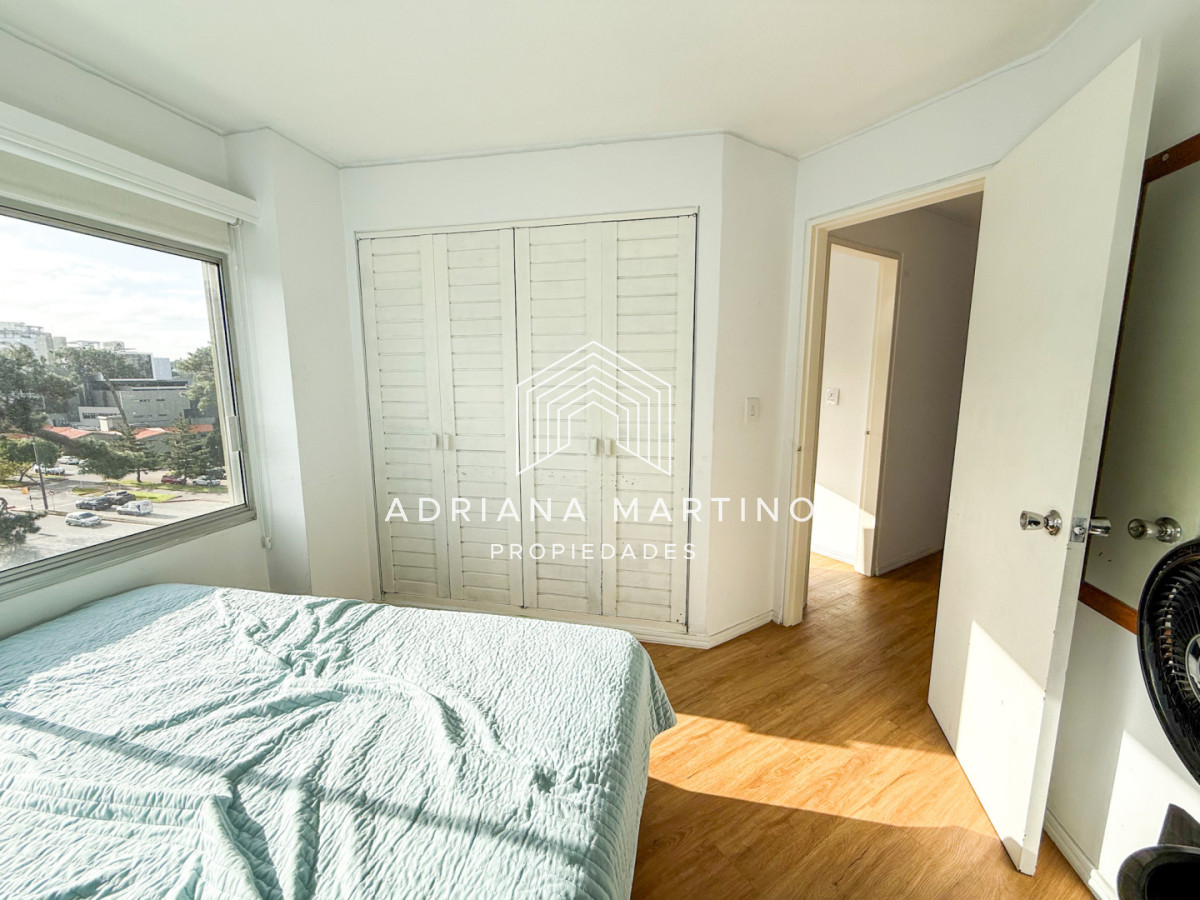 Apartamento ID.71781 - VENTA APARTAMENTO 2 DORMITORIOS 2 BAÑOS PISO MEDIO ROOSEVELT MANSA PUNTA DEL ESTE