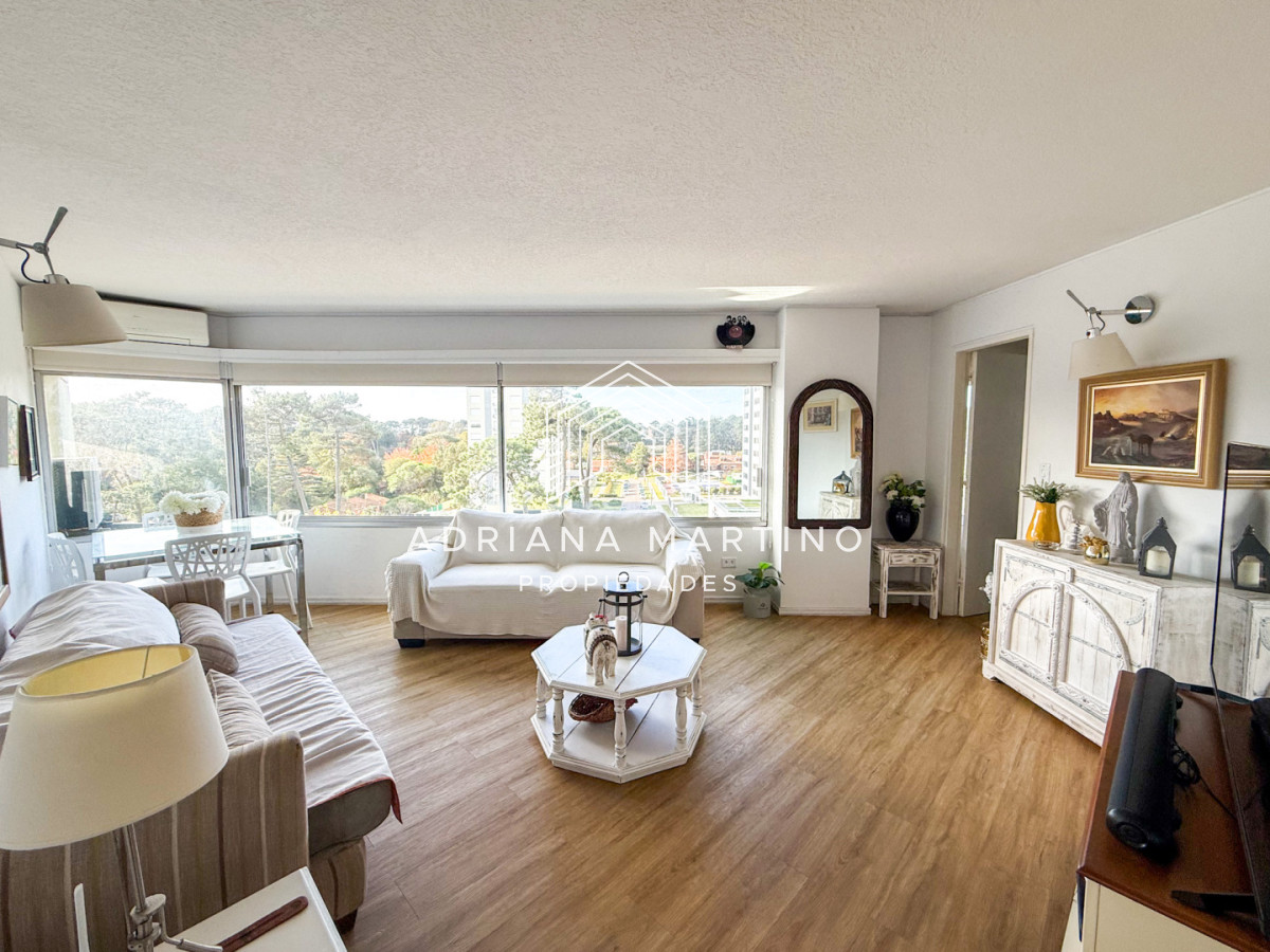 Apartamento ID.71781 - VENTA APARTAMENTO 2 DORMITORIOS 2 BAÑOS PISO MEDIO ROOSEVELT MANSA PUNTA DEL ESTE