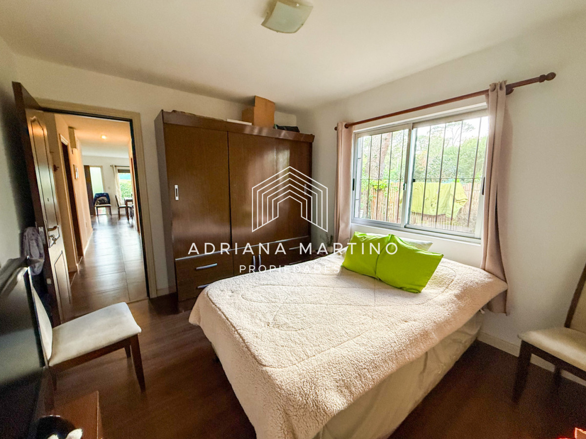 Casa ID.71780 - VENTA CASA 3 DORMITORIOS + LOFT 2 SUITES JARDINES DE CORDOBA ALADO DE BARRIO PRIVADO PUNTA DEL ESTE
