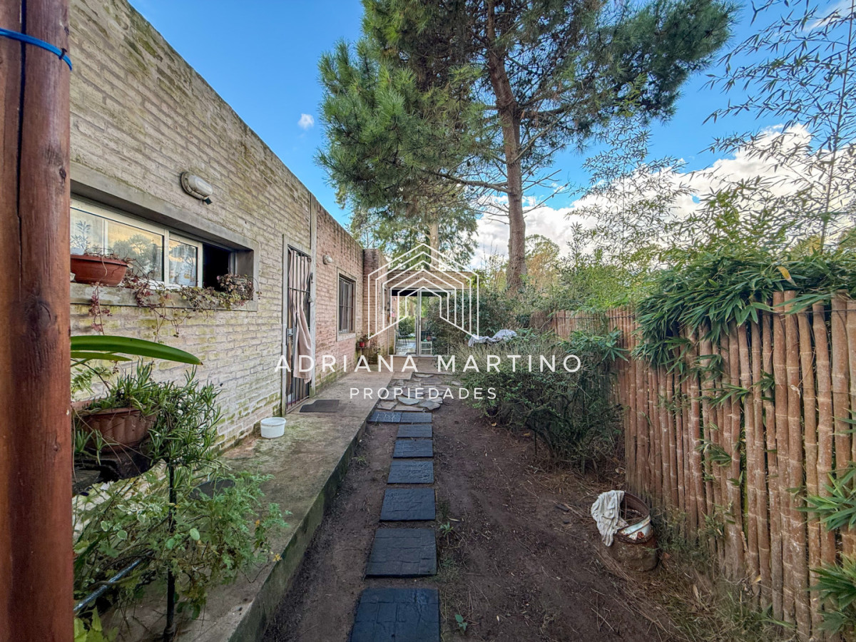 Casa ID.71780 - VENTA CASA 3 DORMITORIOS + LOFT 2 SUITES JARDINES DE CORDOBA ALADO DE BARRIO PRIVADO PUNTA DEL ESTE
