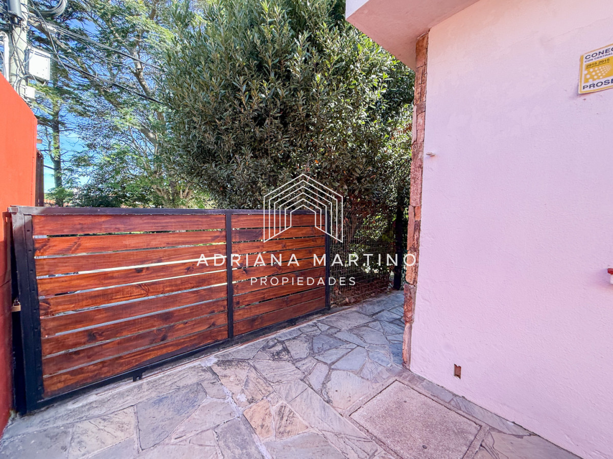 Casa ID.71779 - VENTA CASA 2 DORMITORIOS 2 BAÑOS PH PINARES LAS DELICIAS EN MUY BUEN ESTADO
