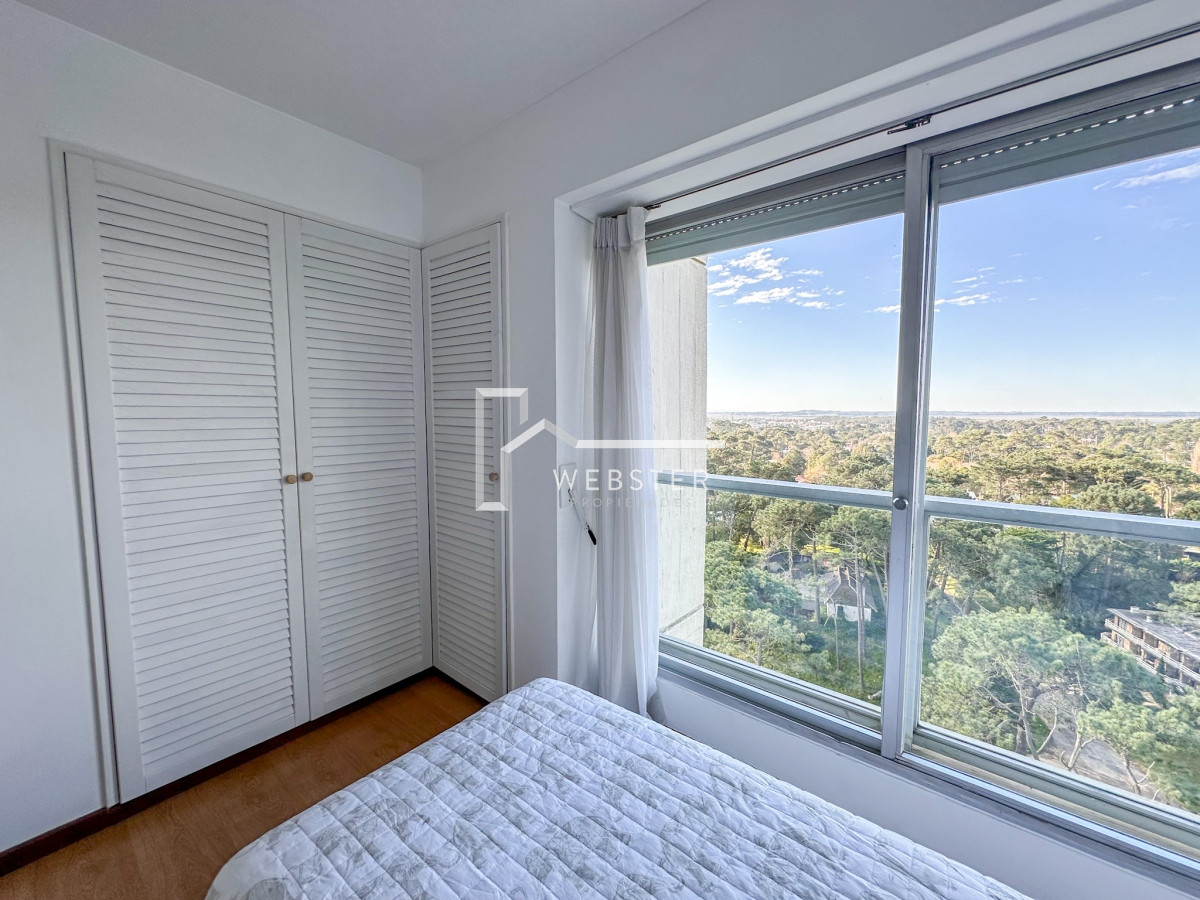 Apartamento ID.1534 - VENTA PISO ALTO APARTAMENTO 2 DORMITORIOS 2 BAÑOS SOL CASI TODO EL DIA, CONTRUCCION EXCEPCIONAL PUNTA DEL ESTE CANTEGRIL