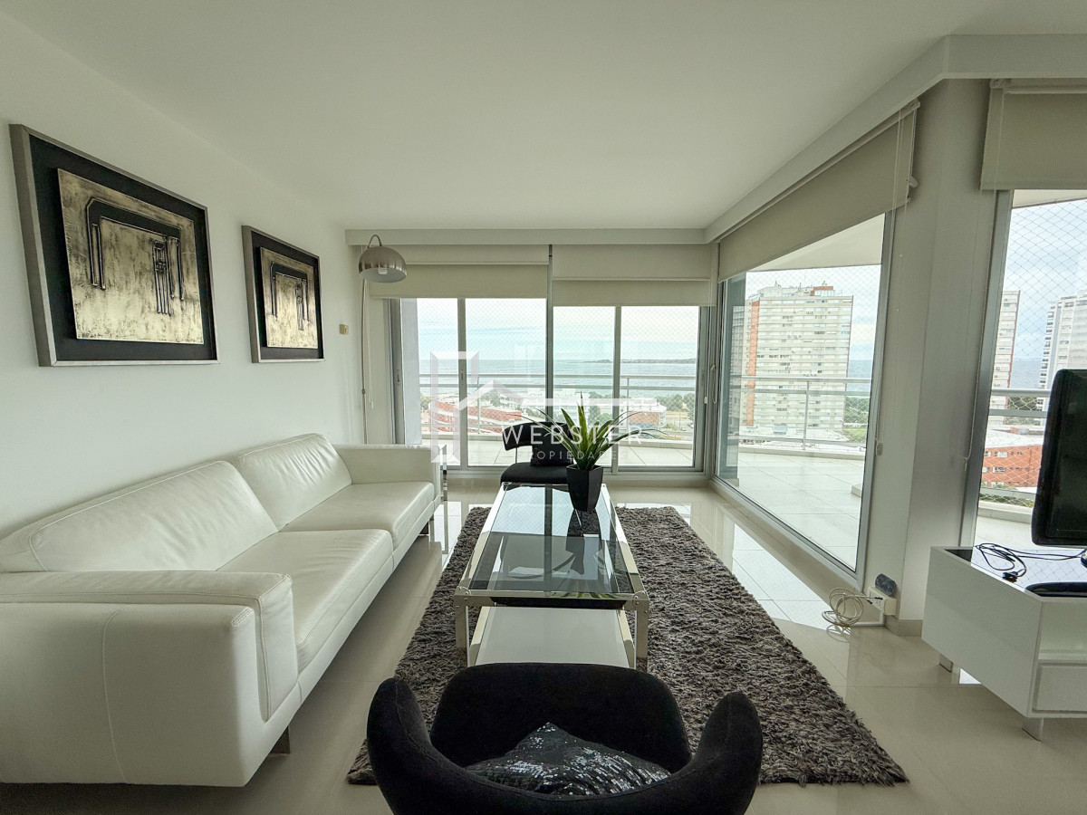 Apartamento ID.2088 - VENTA APARTAMENTO 3 DORMITORIOS EN SUITE MAS DEPENDENCIA DE SERVICIO COMPLETA AMPLIO PLAYA MANSA