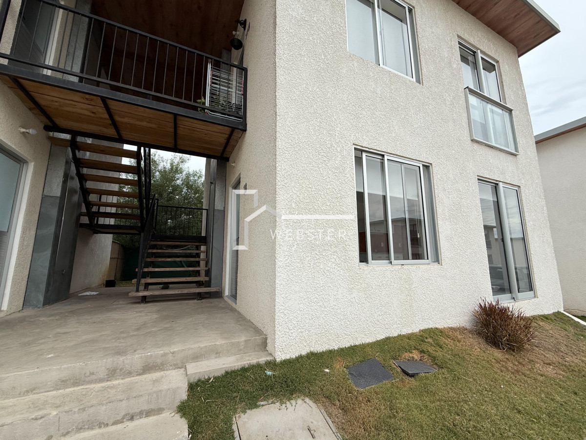Apartamento ID.2280 - VENTA APARTAMENTO TIPO CASITA PLANTA BAJA EXCELENTE RENTABILIDAD MALDONADO 2 DORMITORIOS 1 BAÑO