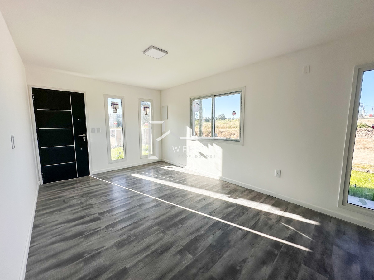 Casa ID.1542 - VENTA CASAS 2 DORMITORIOS 1 BAÑO A ESTRENAR 4H  APTA PARA BANCO FINANCIADAS