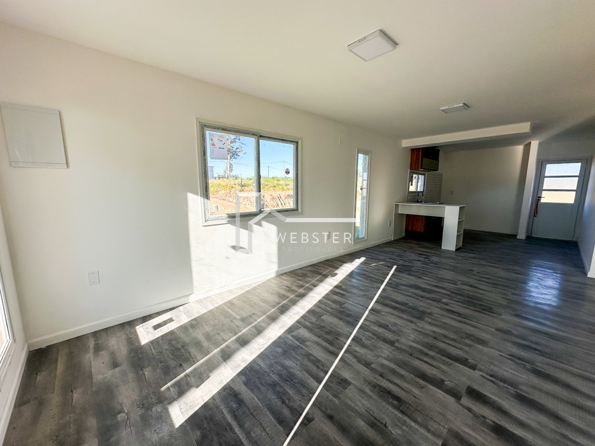 Casa ID.1542 - VENTA CASAS 2 DORMITORIOS 1 BAÑO A ESTRENAR 4H  APTA PARA BANCO FINANCIADAS